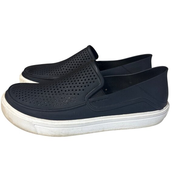 Crocs womens 8 Black Perforated Slip-On Casual Shoes Rubber Sole Lightweight - Picture 1 of 5